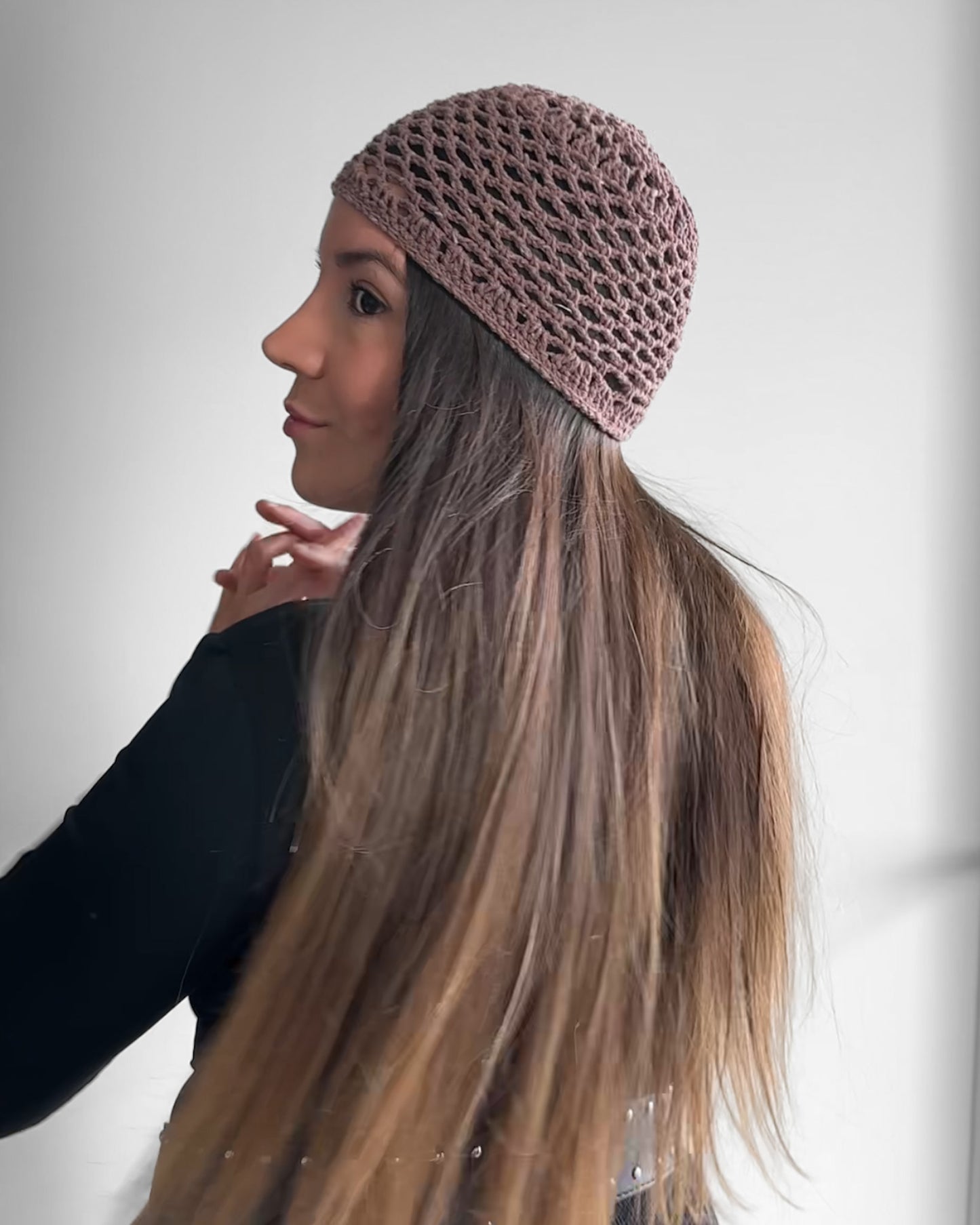 Mesh Hat Café