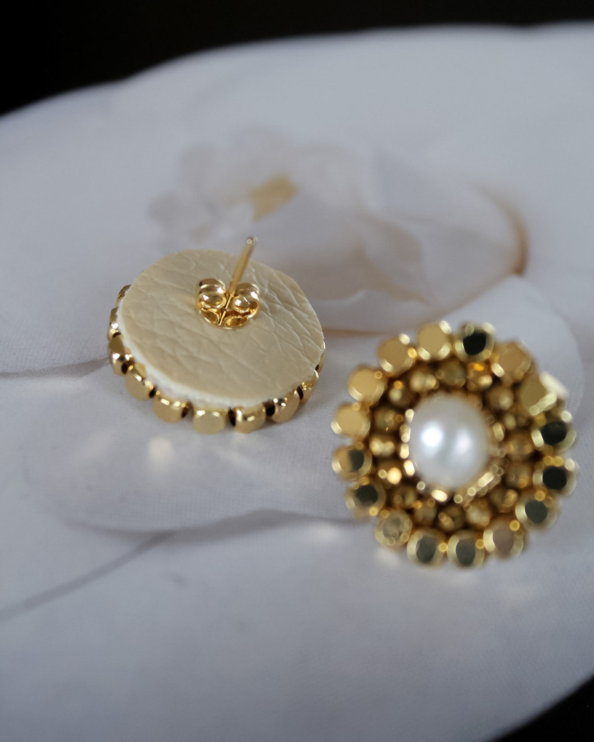 Aros Oro Perla Blanca