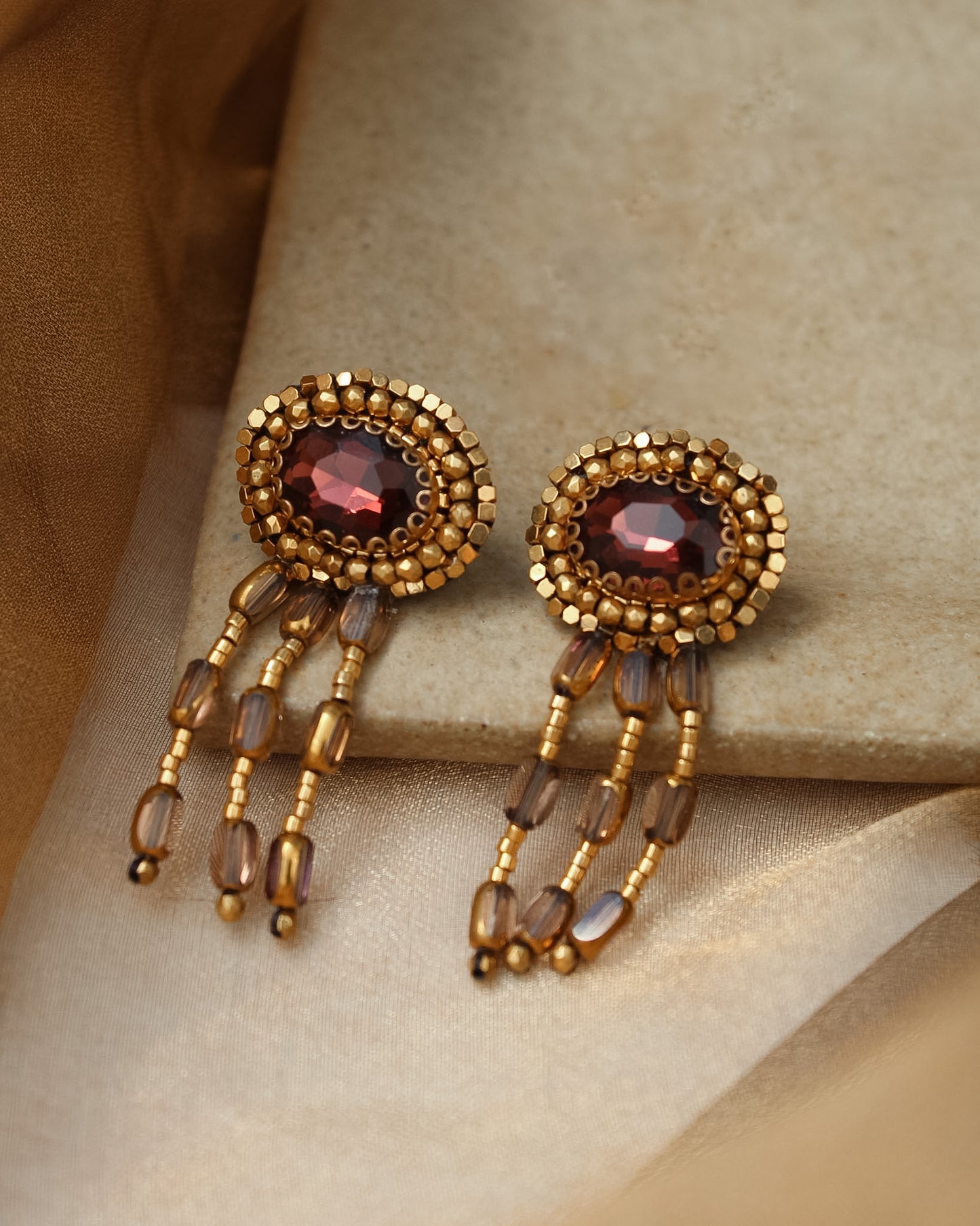 Aros Isadora Burdeo