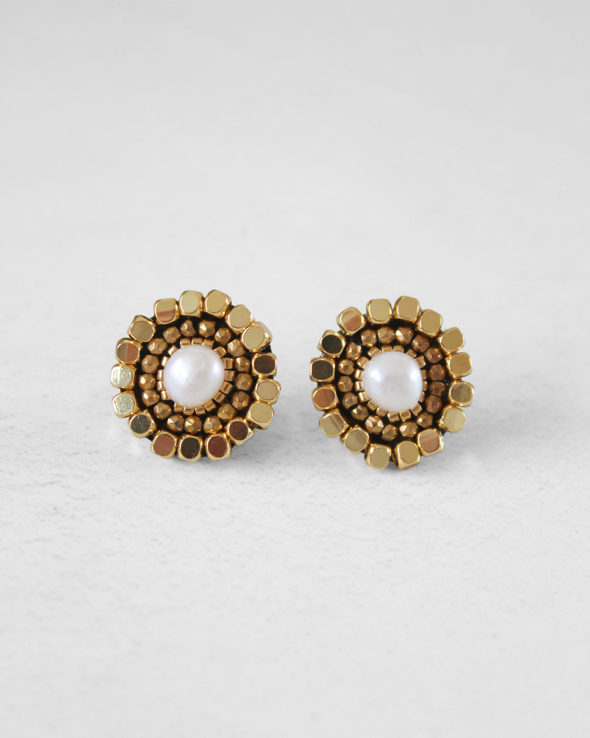 Aros Oro Perla Blanca