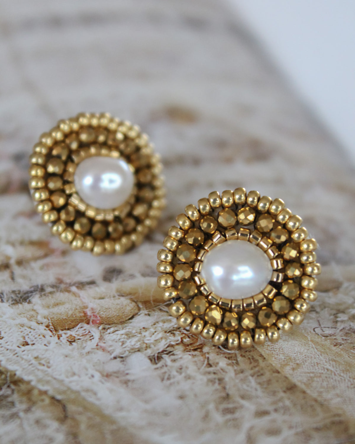 Aros Oro Perla Blanca Mini