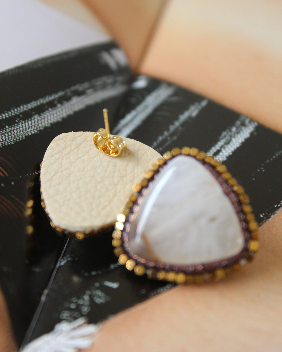Aros Oro Piedra Terra